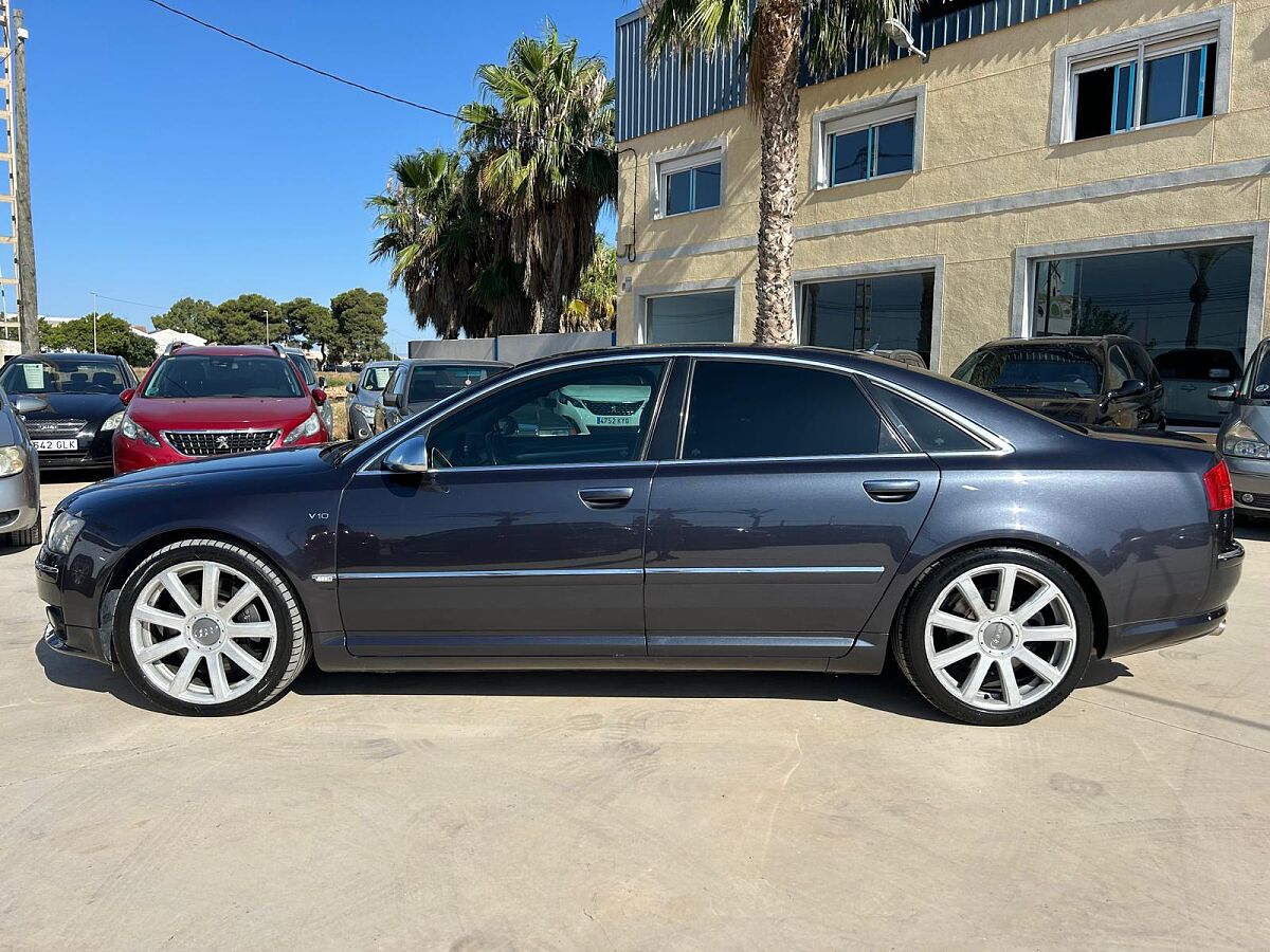 AUDI S8 QUATTRO 5.2 V10 AUTO SPANISH LHD IN SPAIN 73000 MILES STUNNING 2006
